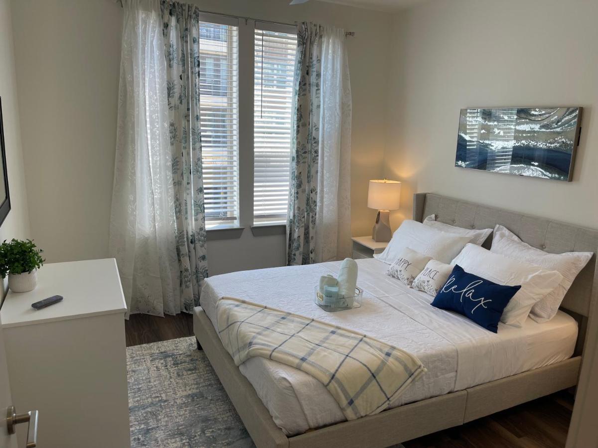Cozy Retreat-Free Reserved Parking-Pool 艾迪生 外观 照片