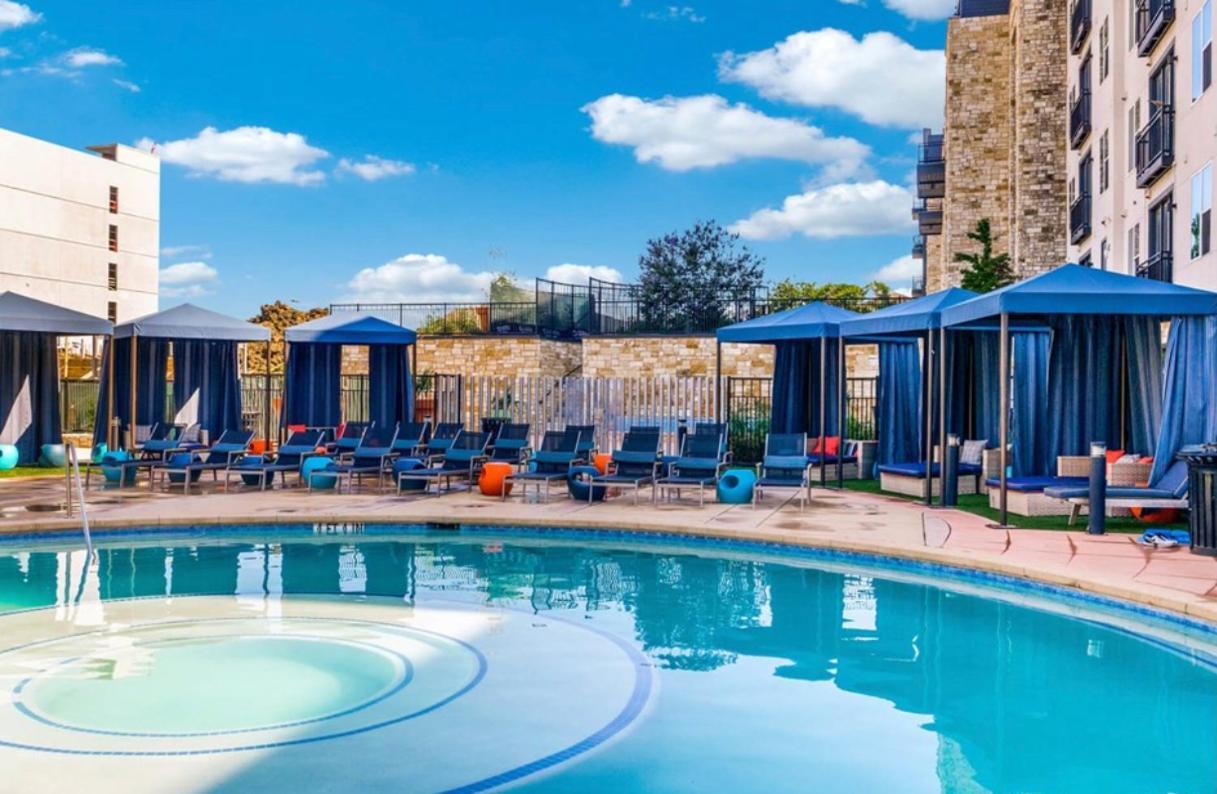 Cozy Retreat-Free Reserved Parking-Pool 艾迪生 外观 照片