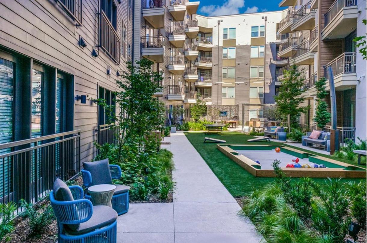 Cozy Retreat-Free Reserved Parking-Pool 艾迪生 外观 照片